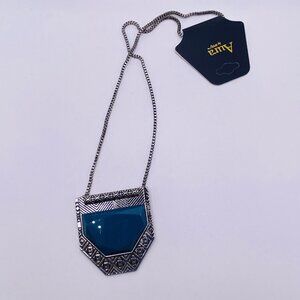 Aura Teal Silver Tone Pendant Necklace 16” New